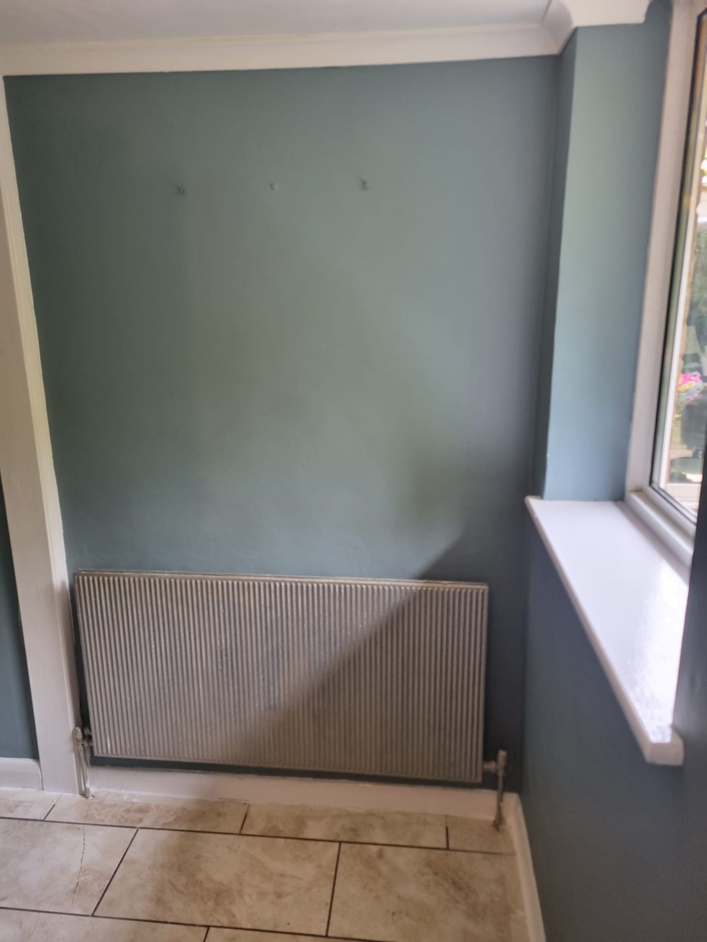 Recent Wallpaper Hanging & Removal project by Berkshire Surrey Painters & Decorators